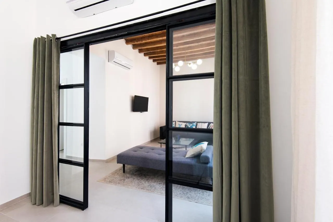 Malaga Tour Apartment- Elegance & Confort In The Historic Center 0*,